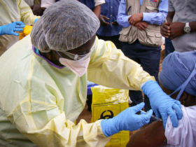 【蜗牛棋牌】西非国家加大力度应对新一轮埃博拉疫情