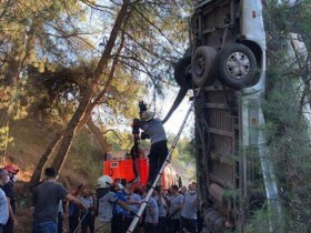 【蜗牛棋牌】土耳其伊兹密尔省发生严重交通事故 已致6死11伤