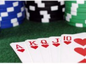 女性玩家们希望拉斯维加斯恢复女性扑克周