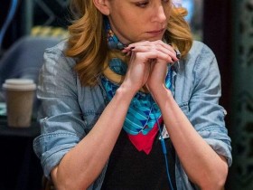 【蜗牛棋牌】Cate Hall推特怒撕Chad Power