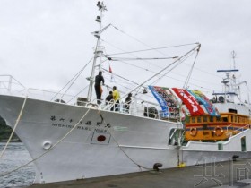 【蜗牛棋牌】日本岛根县一渔船涉嫌违规捕鱼 被俄警备艇带走