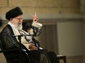 【蜗牛棋牌】伊朗最高领袖重申不与美谈判：抵抗才是有效对策