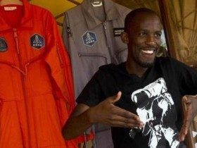 【蜗牛棋牌】太空之旅未成行 非洲首位准宇航员因车祸去世