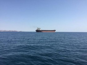 【蜗牛棋牌】伊朗油轮在沙特海域爆炸起火 专家：可能是恐袭