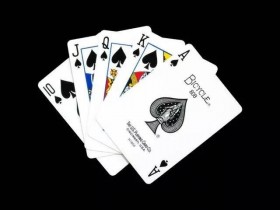 【蜗牛棋牌】解决德州扑克情绪失控的方法