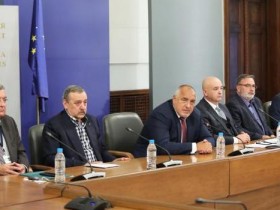 【蜗牛棋牌】保加利亚总理：延长国家紧急状态至6月30日