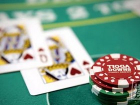 【蜗牛棋牌】德州扑克中危险面击中暗三，是下注还是过牌？