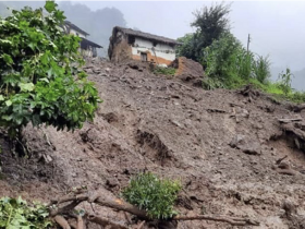 【蜗牛棋牌】尼泊尔中西部巴格隆地区地区山体滑坡造成4人死亡