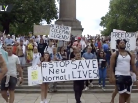 【蜗牛棋牌】死亡病例居欧洲之首 英国人却上街游行反对戴口罩
