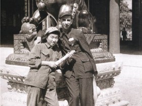 【蜗牛棋牌】两位“洋八路”的故事：一生奉献给中国革命