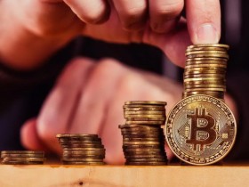 【蜗牛棋牌】玩家从比特币中致富使美洲的扑克室承受压力