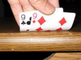 【蜗牛棋牌】德州扑克如何游戏中等口袋对子-下：翻后