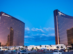 【蜗牛棋牌】COVID-19疫苗接种中心周一在娱乐场大道度假区开放