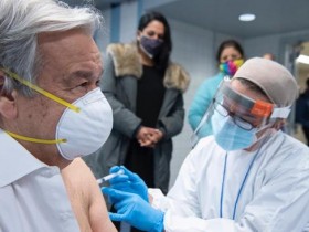 【蜗牛棋牌】联合国秘书长古特雷斯接种第一剂新冠疫苗