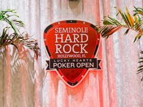 【蜗牛棋牌】Ilyas Muradi赢得2021年WPT幸运之心扑克公开赛