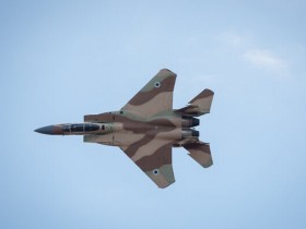 【蜗牛棋牌】以色列国防军开始军演 对空袭叙利亚拒绝评论