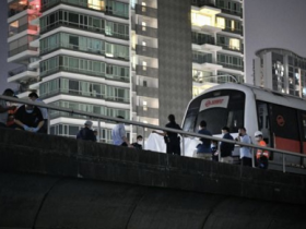 【蜗牛棋牌】新加坡一男子闯入地铁轨道被撞死 警方展开事故调查
