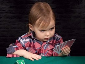 【蜗牛棋牌】你应该教孩子打德州扑克的五个原因