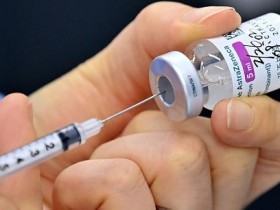【蜗牛棋牌】美国将向加拿大提供150万剂阿斯利康新冠疫苗
