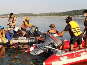【蜗牛棋牌】印尼一船只因游客自拍倾覆 至少7人死亡