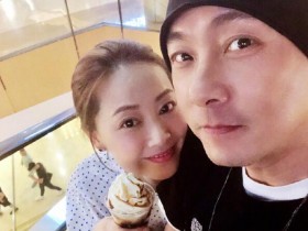 【蜗牛棋牌】张茜17年驭夫术靠一招 与张卫健小别胜新婚