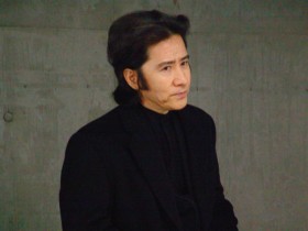 【蜗牛棋牌】田村正和生前干咳入院 2月通话友人曝身体状况