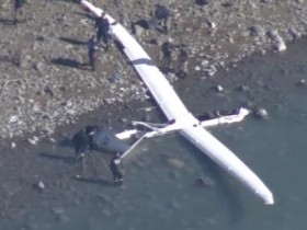 【蜗牛棋牌】突发！日本北海道一架滑翔机坠落 两名乘客受重伤