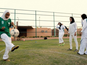 【蜗牛棋牌】沙特将于11月下旬启动国内首届女足联赛