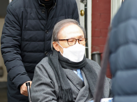 【蜗牛棋牌】韩国80岁前总统李明博病情恶化 申请停止服刑