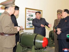 【蜗牛棋牌】朝鲜首次公开实战化核弹头，展示至少10枚