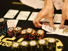【EV扑克】牌局分析：KQ翻牌击中顶对，转牌圈该怎么打？