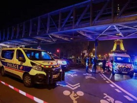 【蜗牛棋牌】德国公民在巴黎持刀袭击事件中身亡，朔尔茨：震惊！