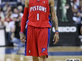 【EV扑克】球星阿伦·艾弗森染酗酒赌博恶习挥霍2亿收入后,迎来人生下半场的机会