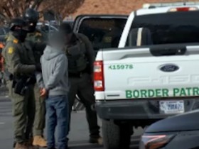 【蜗牛棋牌】美国国土安全部宣布在夏洛特市展开移民执法行动