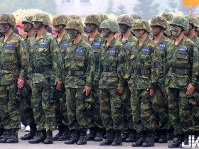 【蜗牛棋牌】害羞木訥追妹總是吃虧? 魯男聊到一半「被嘴哥GG」…結局太慘了