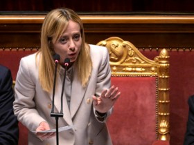 【蜗牛棋牌】梅洛尼回应特朗普关于北约盟友“脱离前线”言论:震惊