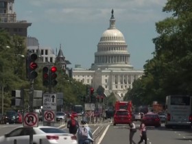 【蜗牛棋牌】美最新民调显示特朗普支持率跌至任内新低