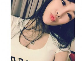 【蜗牛棋牌】細腰嫩乳妹「佳佳」,還有一雙會笑的眼睛,仔細一神,原來是一位「機場警察」啊!