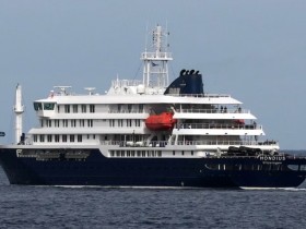 【蜗牛棋牌】美国硬核退休医生独撑“疫情邮轮”:陪伴部分病患走完生命最后一程