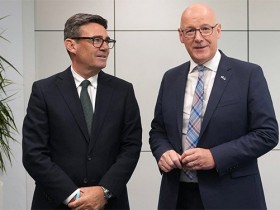 【蜗牛棋牌】英国新任首相:“绝对不可能”举行第二次苏格兰独立公投