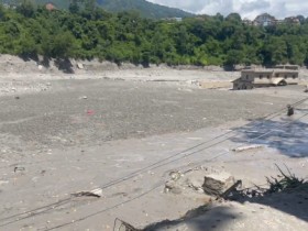 【蜗牛棋牌】尼泊尔北部山洪遇难人数升至469人
