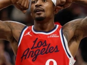 NBA交易否决权全解析:12名球员拥有“说不”特权,利拉德是唯一主动争取者,大发体育助力你的致富之路!