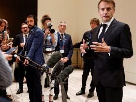【蜗牛棋牌】外媒:马克龙猛烈抨击一些国家领导人就法国抗议活动进行“政治炒作”
