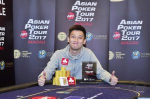 恭喜中国香港选手Kevin Choi斩获主赛热身赛冠军