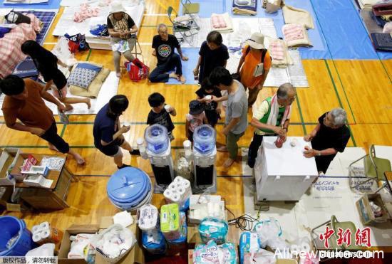 日媒：西日本暴雨已致195人死亡