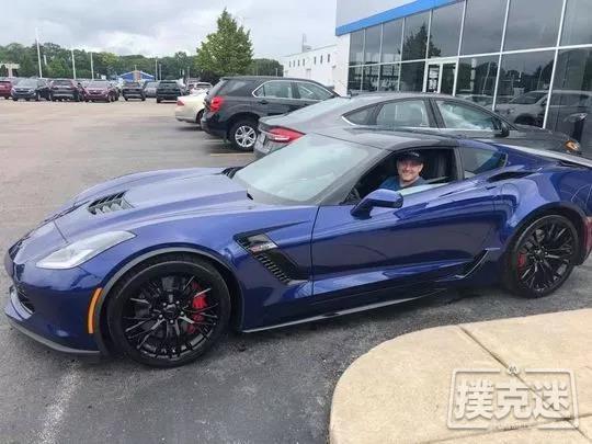 喜提爱车？2018WSOP第四名Nic Manion赛后的疯狂Shopping生活