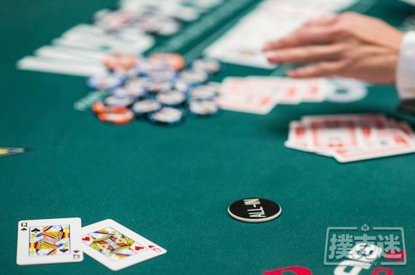 扑克策略：阻断牌与河牌圈诈唬判断