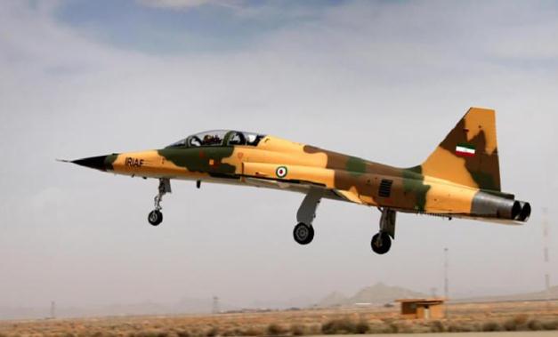 【蜗牛棋牌】美国全面重启制裁前夕 伊朗自制战机正式投入生产