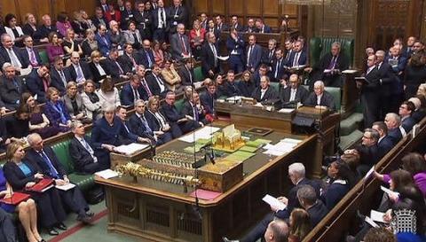 【蜗牛棋牌】媒体:特蕾莎-梅保住了相位 却解不了脱欧乱局