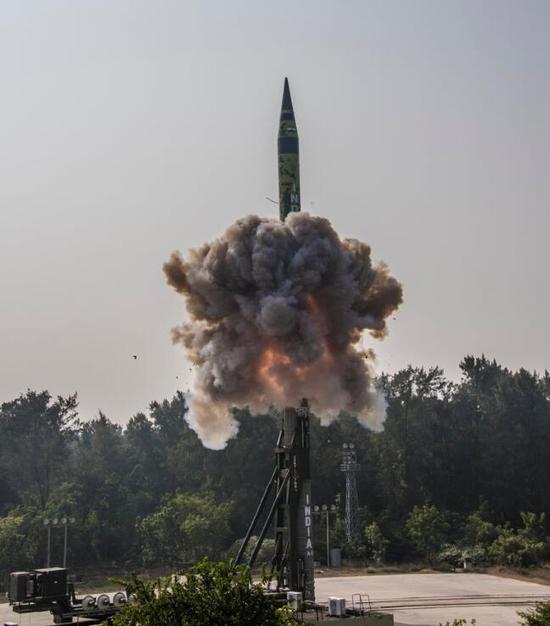 印度再次试射烈火5导弹 或是列装前最后一次测试
